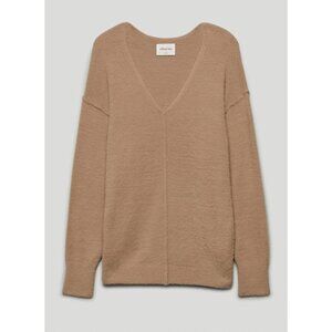 NWT Aritzia hush knit v-neck sweater